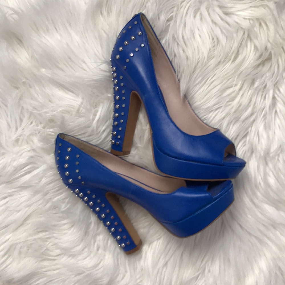 Vince Camino studded pumps